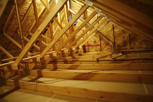 Pasadena attic floor before insulation, bare joists and no fill